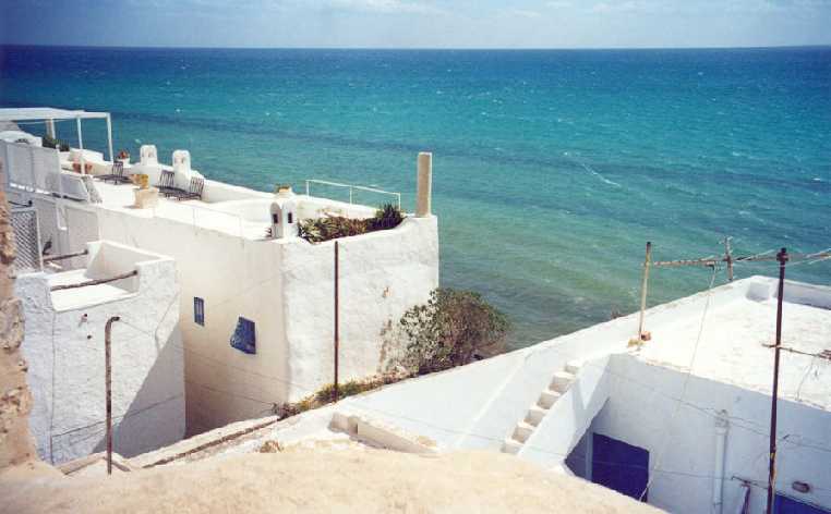 http://www.nachoua.com/Hammamet/hamville1.jpg